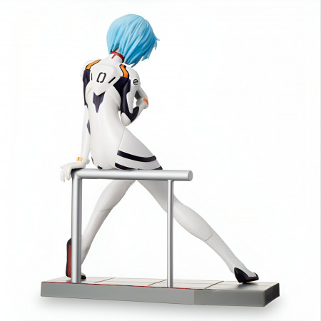Figurine Rei Ayanami (Édition Théâtrale) - SEGA Limited Premium Figure